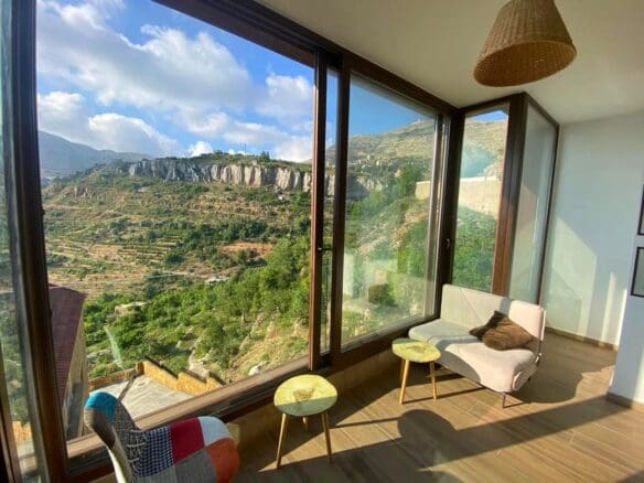 lebanon.rental 323751720 538773788301058 4567471110148689165 n