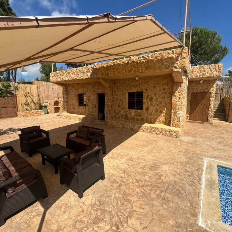 Familia 1 Bdr Guesthouse in Kfarmatta, Aley