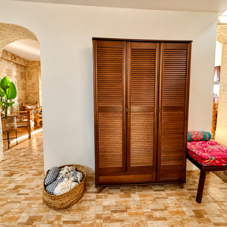 Nearby One-Bedroom Beachfront