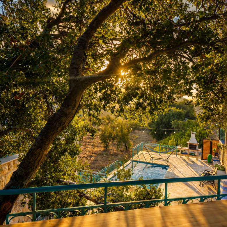 3 Bedroom Guesthouse, Sghar Batroun