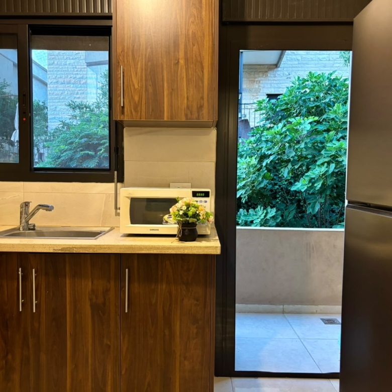 Breezy 3-Bedroom Apartment with Panoramic Views – Batroun, Lebanon
