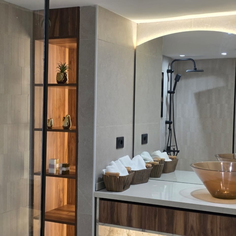 Renovated 2-Bedroom Chalet with Resort Access – Ehden, Lebanon